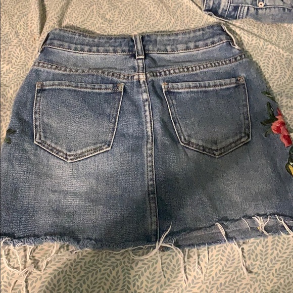 Pacson Jean Skirt - Picture 2 of 3